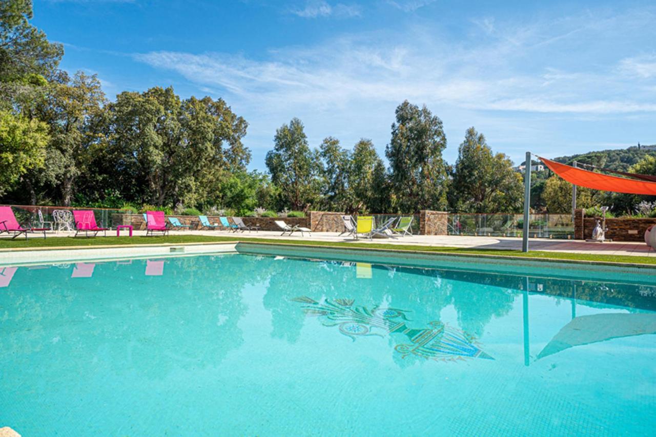 La Villa Romeo, Piscine Et Spa Сен Максим Екстериор снимка