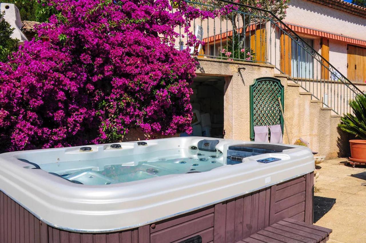 La Villa Romeo, Piscine Et Spa Сен Максим Екстериор снимка